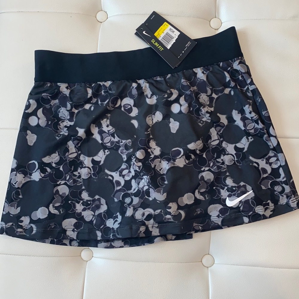 Nike tennis skirt NWT
